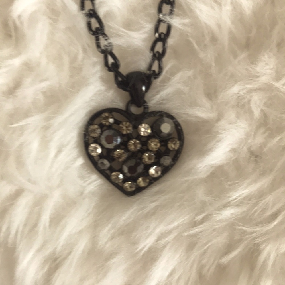 Cute heart necklace.